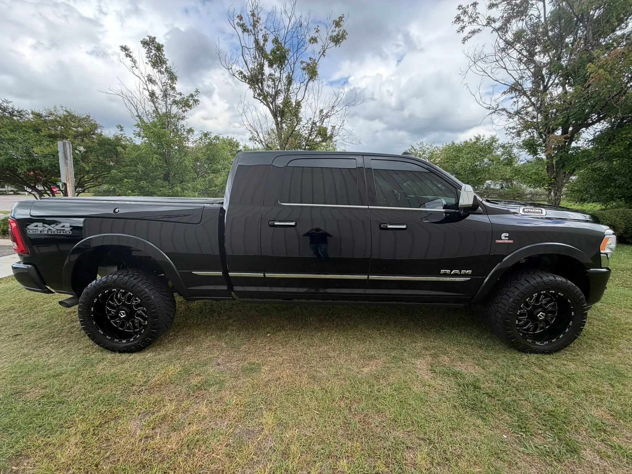 Used 2019 RAM 2500 Limited AWD/4WD image 6