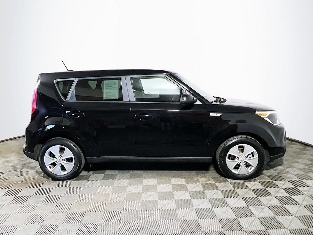Used 2015 Kia Soul FWD image 9