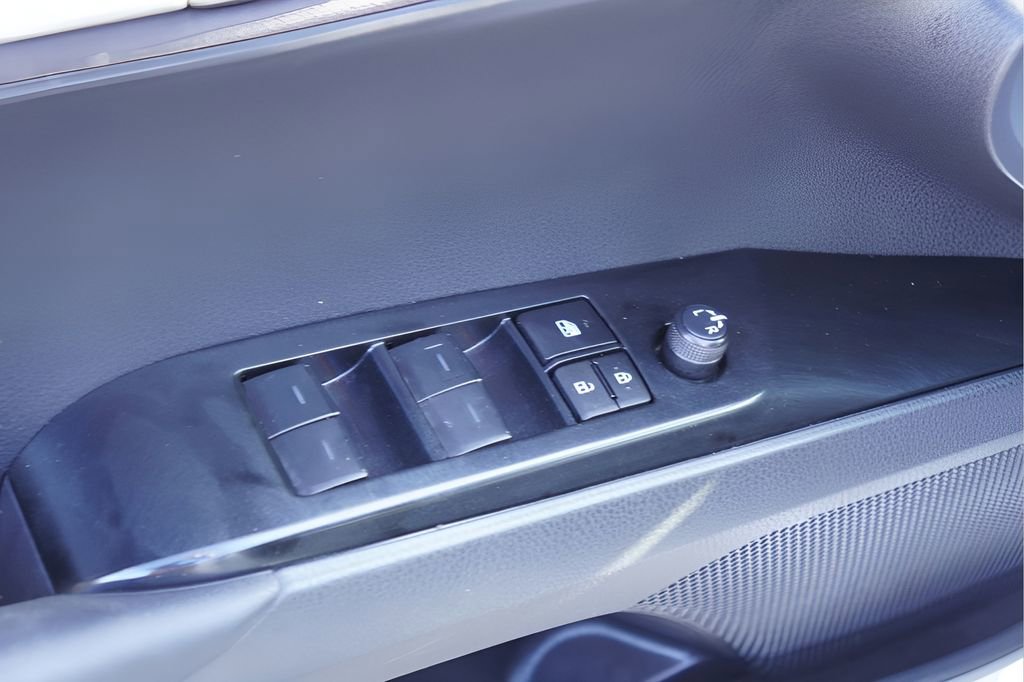 Used 2025 Toyota Camry LE image 15