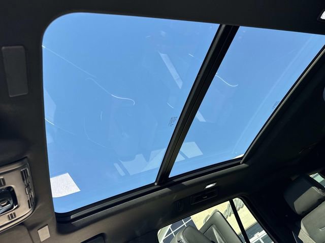 Used 2025 Cadillac Escalade Sport w/ Touring Package image 22