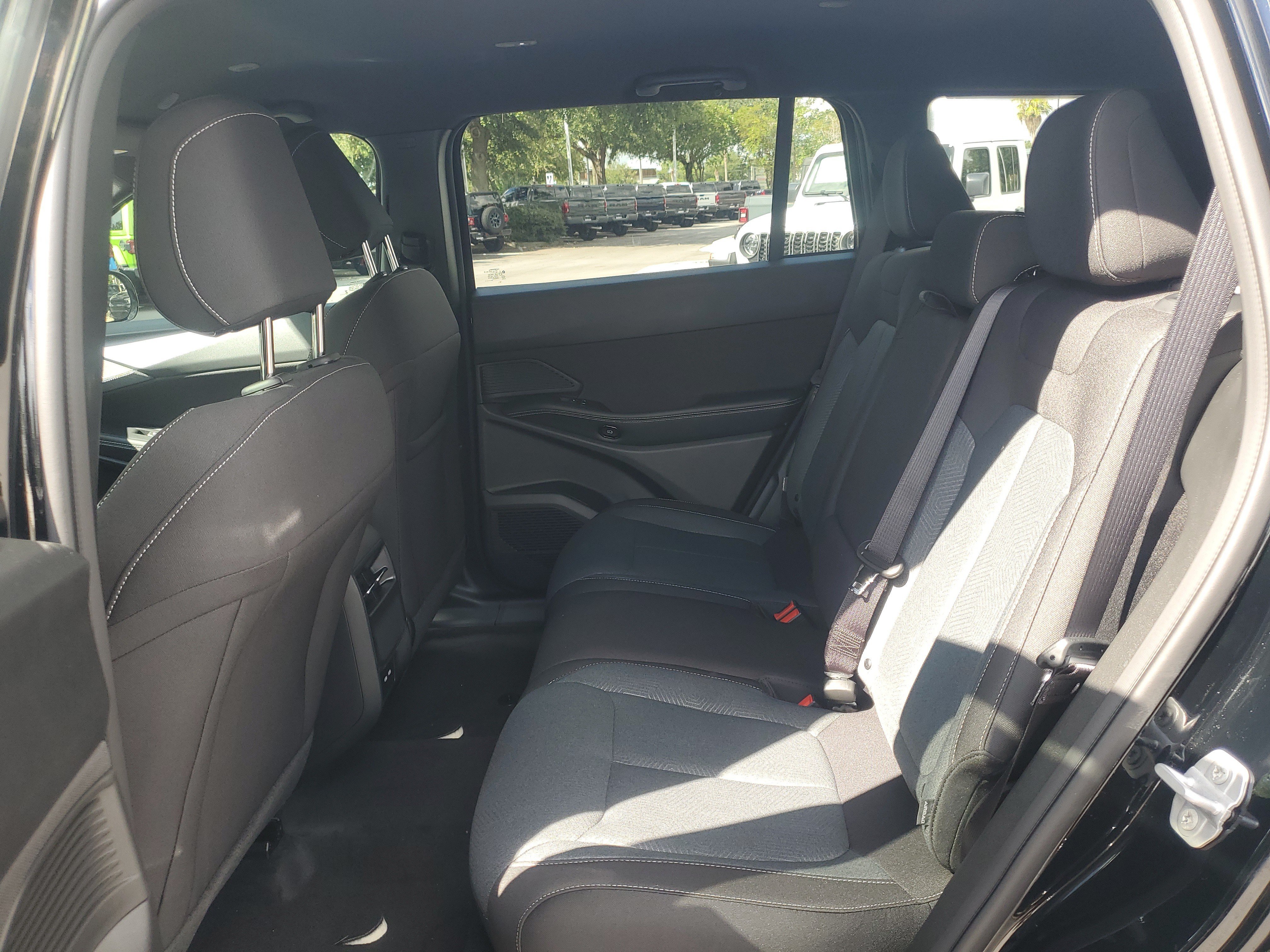 New 2026 Jeep Cherokee Laredo AWD/4WD image 10