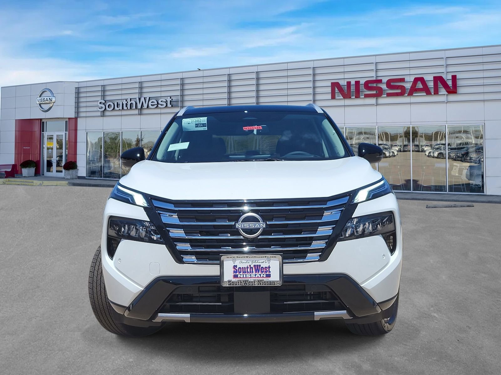 New 2026 Nissan Rogue Platinum AWD/4WD image 2