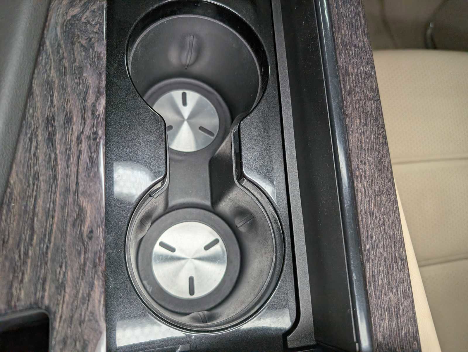 Certified 2021 Cadillac Escalade Premium Luxury image 34