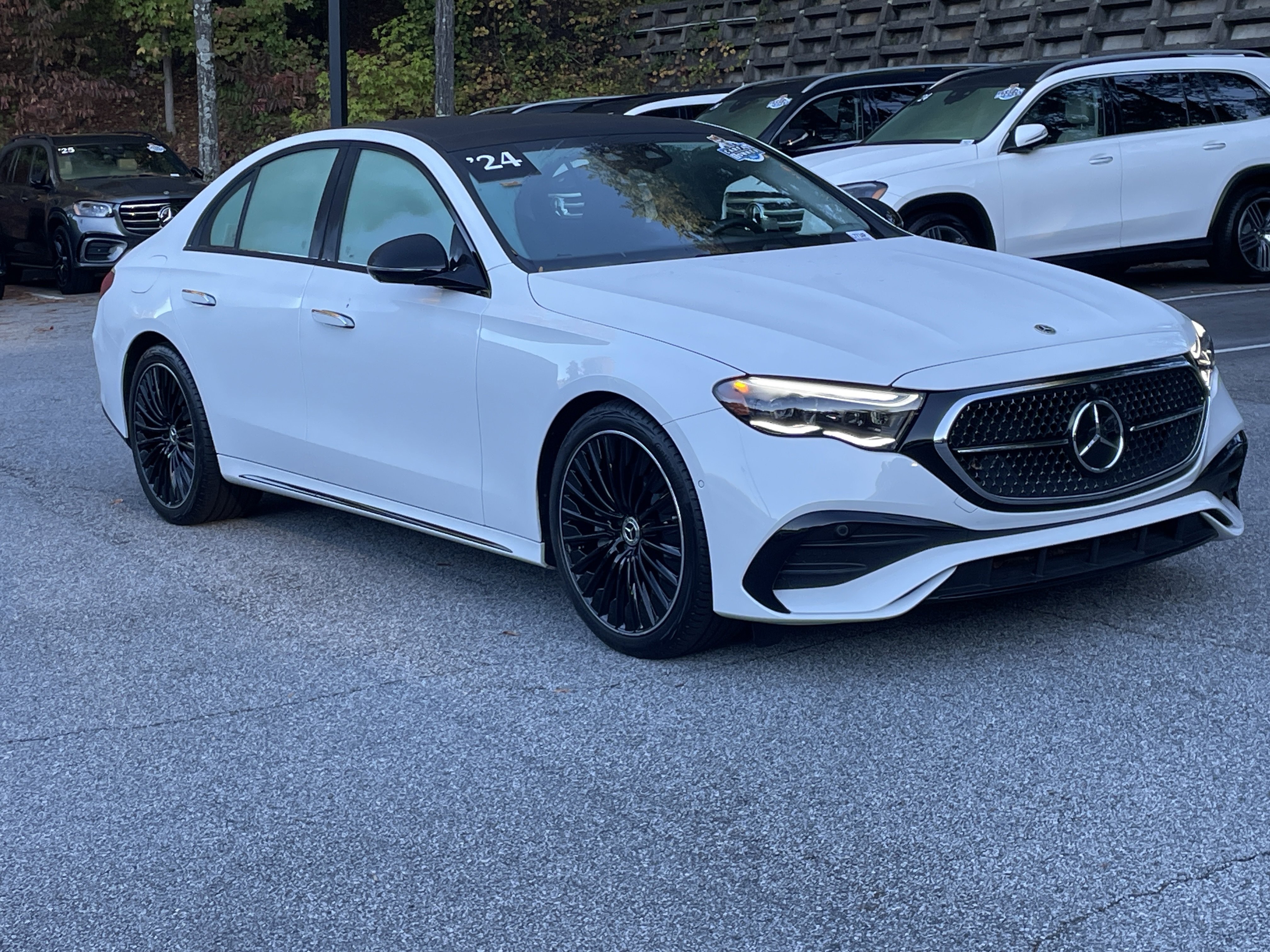 Certified 2024 Mercedes-Benz E 450 E 450 4MATIC Sedan image 4