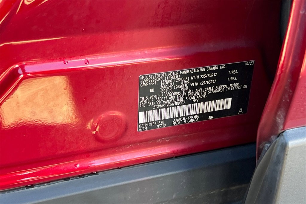 Used 2024 Toyota RAV4 LE image 31