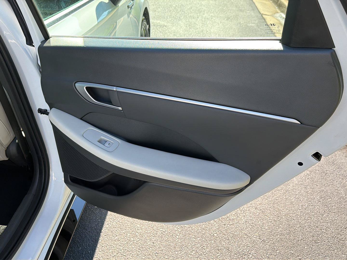 Used 2025 Hyundai Sonata SEL FWD image 14