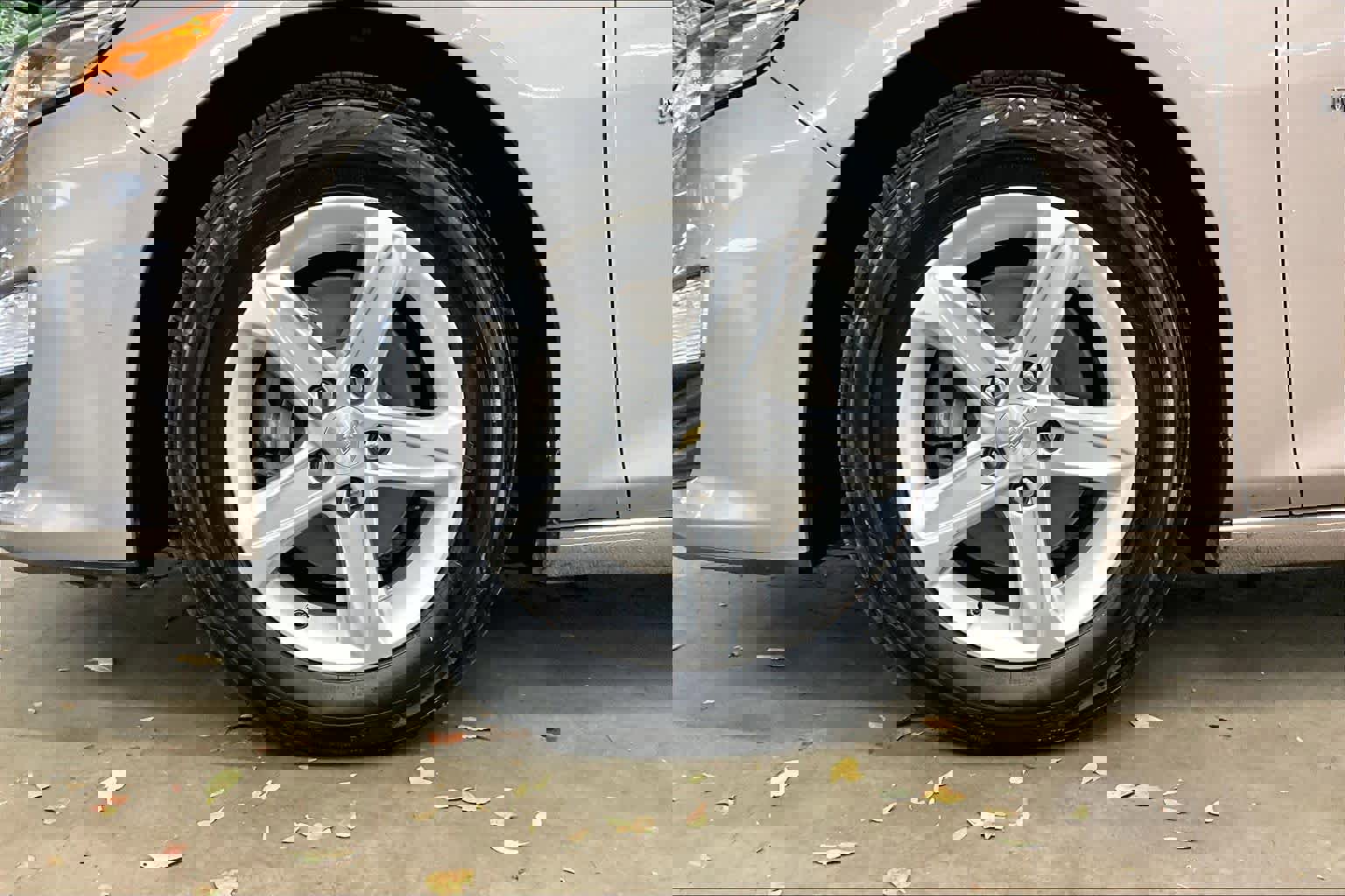 Used 2023 Chevrolet Malibu LT image 12