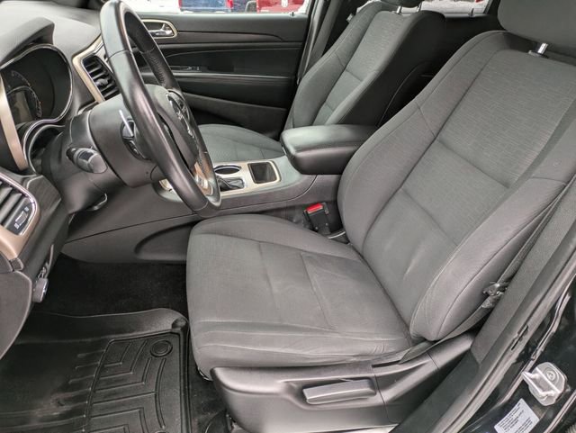 Certified 2017 Jeep Grand Cherokee Laredo image 11