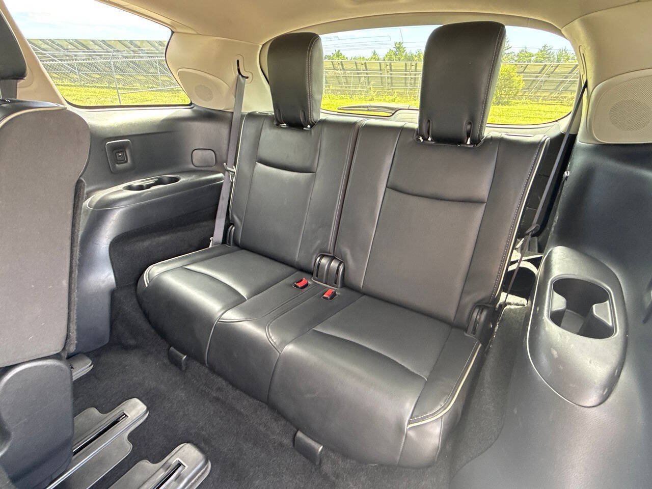 Used 2019 INFINITI QX60 Luxe w/ Essential Package AWD/4WD image 16