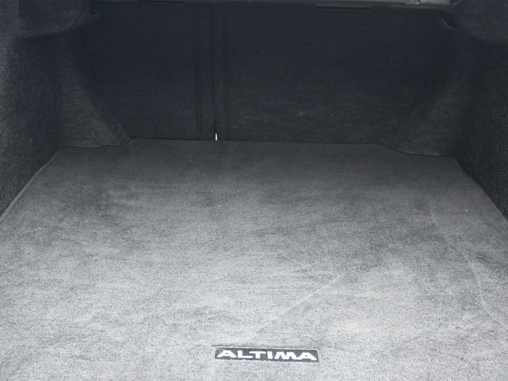 Used 2024 Nissan Altima 2.5 SV image 16