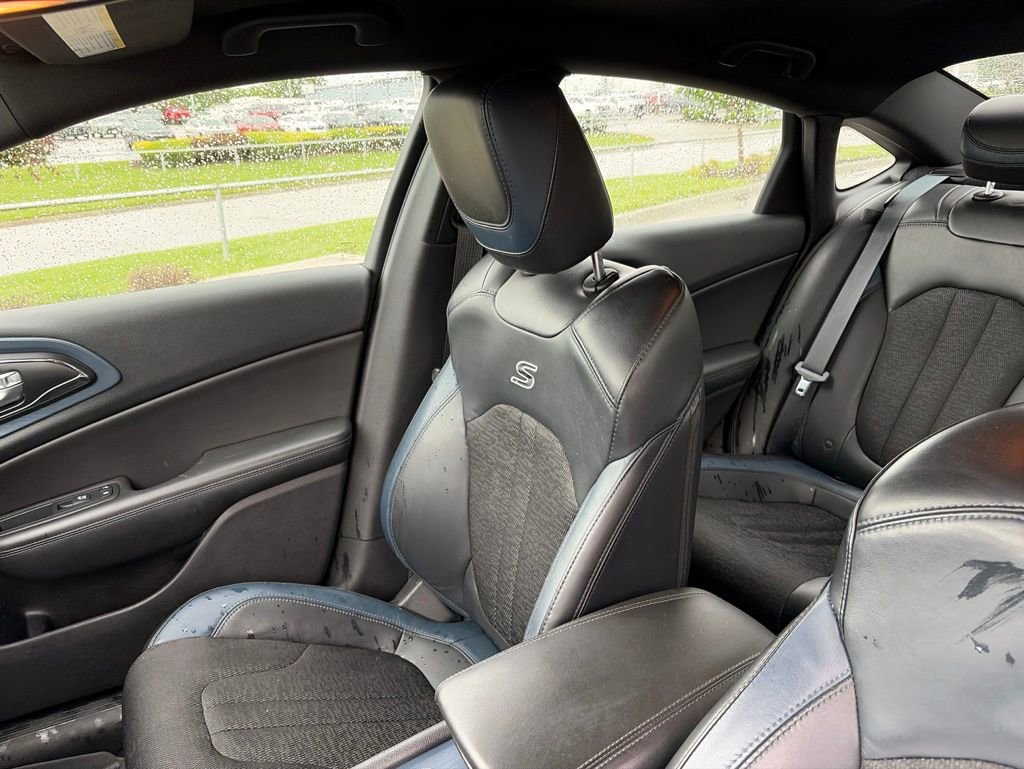 Used 2016 Chrysler 200 S FWD image 44
