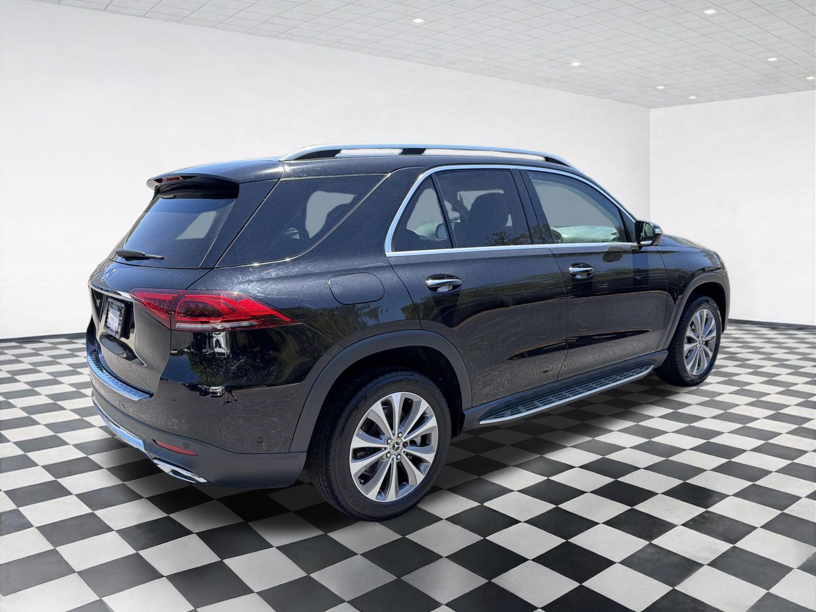 Used 2022 Mercedes-Benz GLE 350 image 2