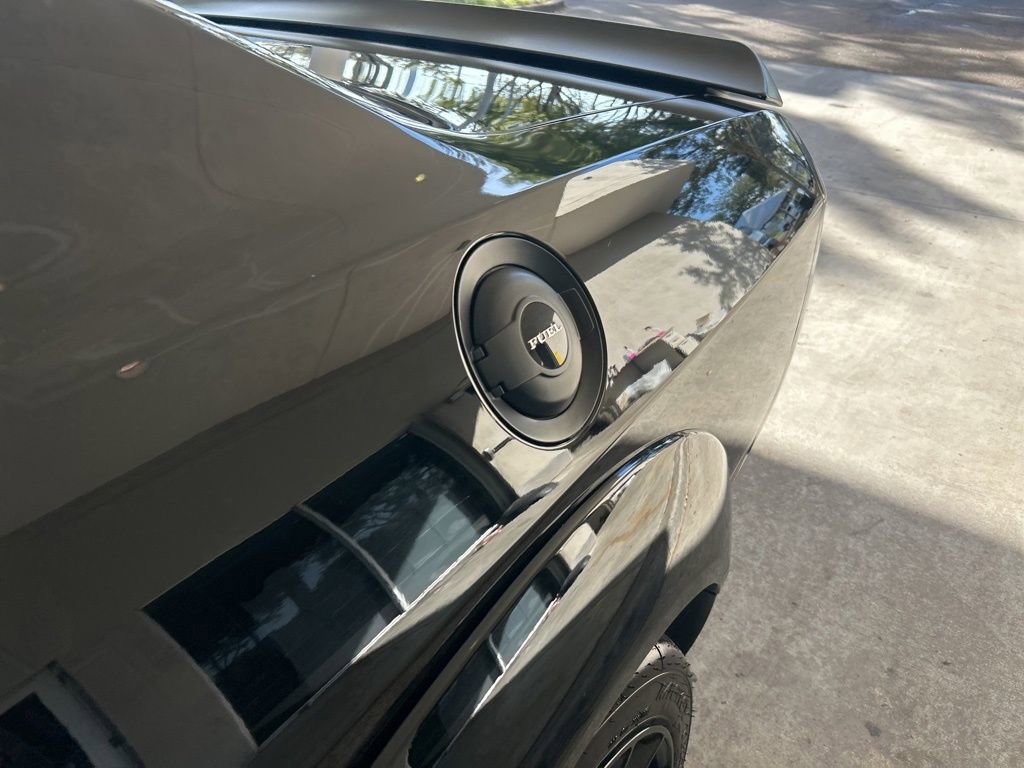 Used 2015 Dodge Challenger SRT Hellcat image 19