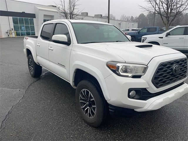 Used 2020 Toyota Tacoma SR image 5