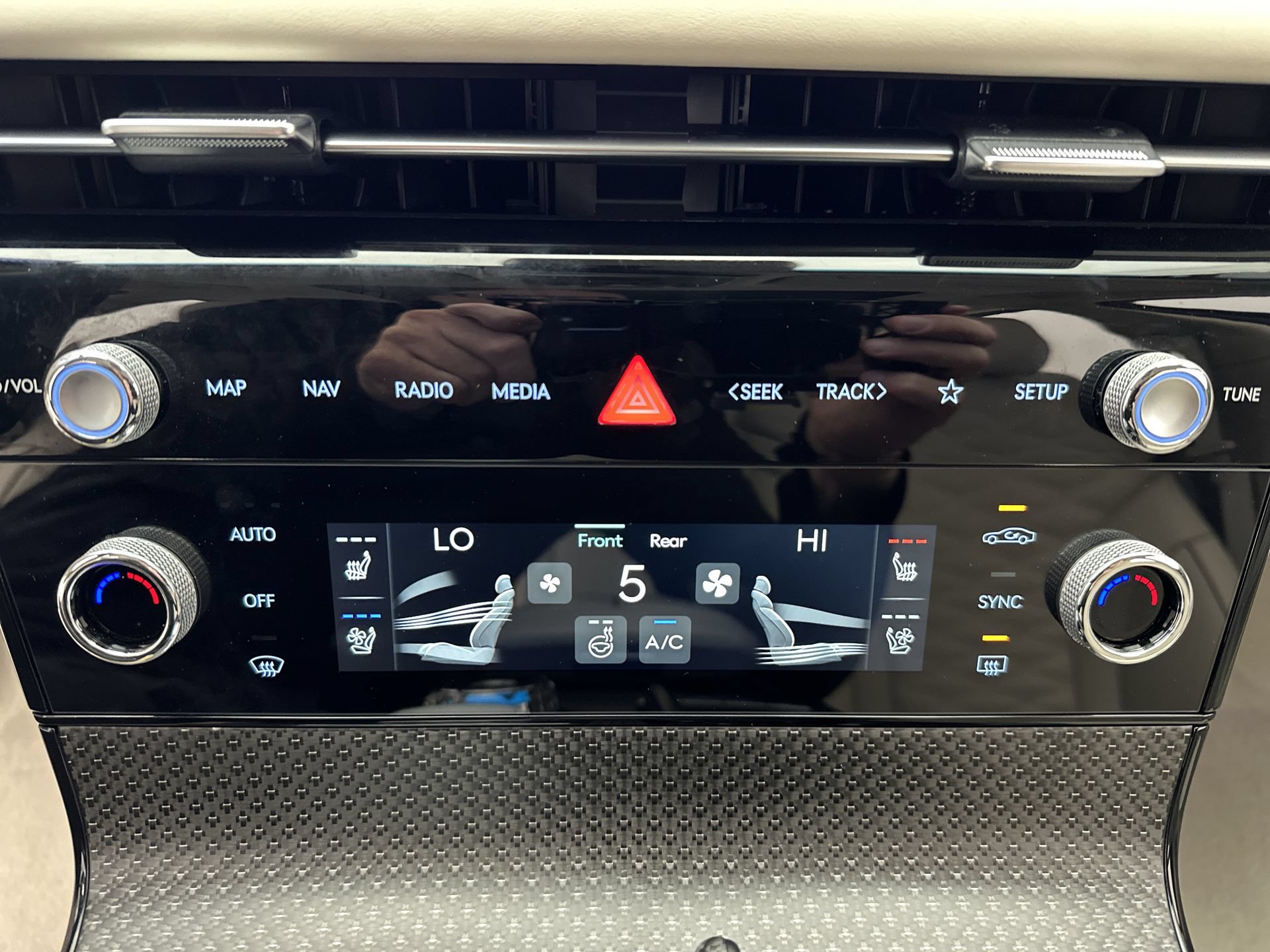 Certified 2026 Genesis G80 3.5T Sport Prestige AWD/4WD image 19