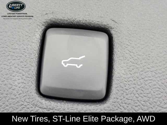 Used 2023 Ford Escape ST-Line Elite AWD/4WD image 17