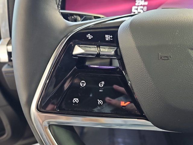 Used 2026 Cadillac Escalade IQ Sport 1 w/ LPO, ONYX Package AWD/4WD image 19