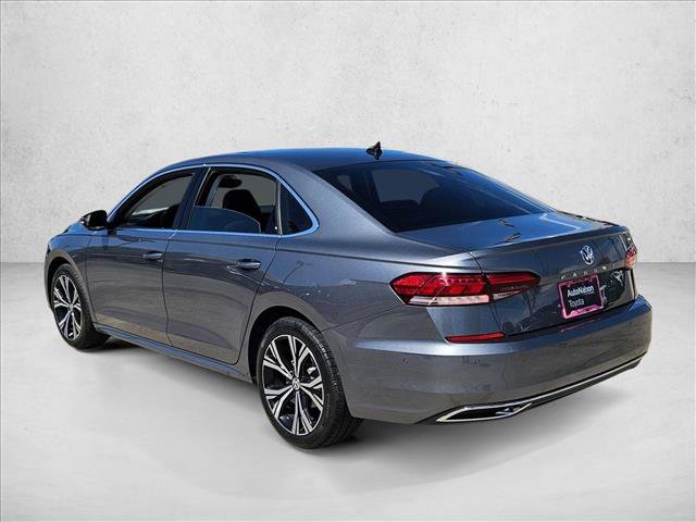 Used 2020 Volkswagen Passat 2.0T SEL FWD image 8
