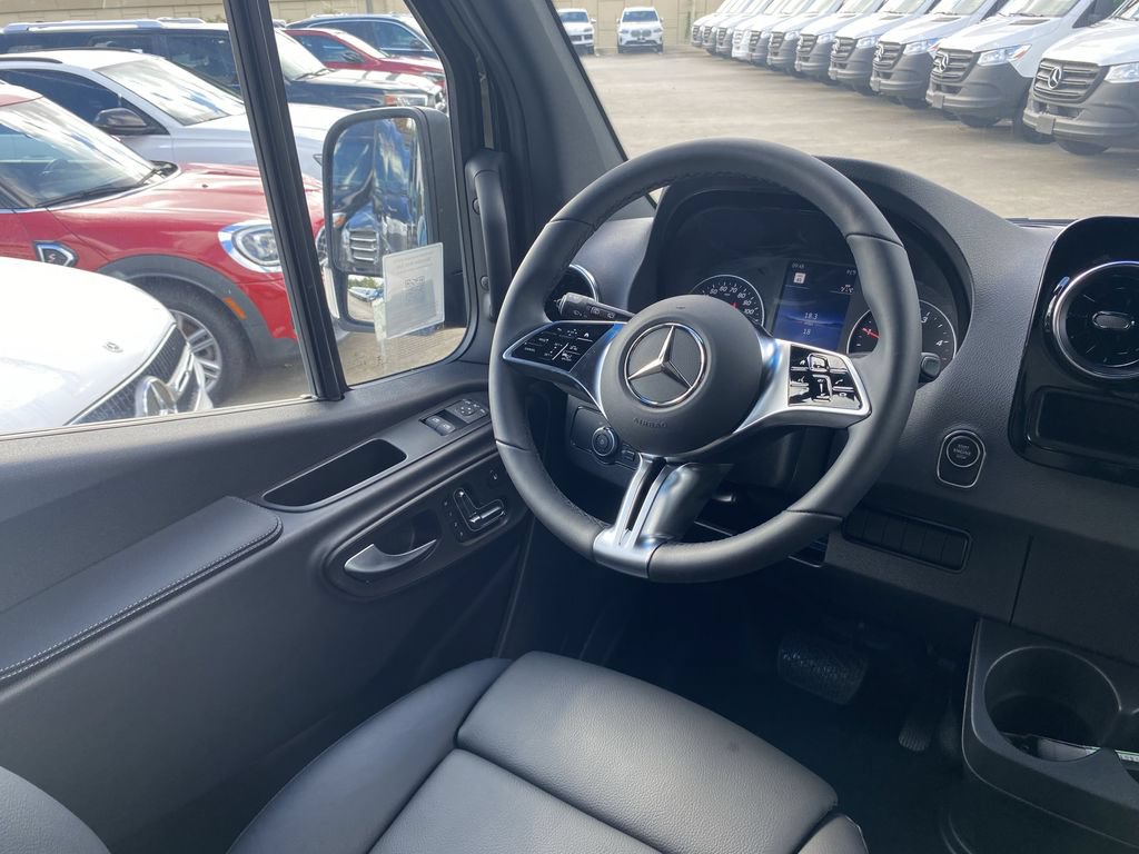 New 2026 Mercedes-Benz Sprinter 2500 image 3