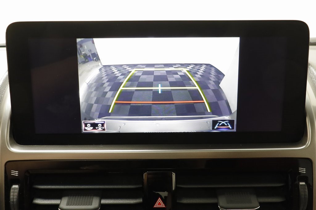 Used 2022 Lexus GX 460 Premium w/ Accessory Package image 11