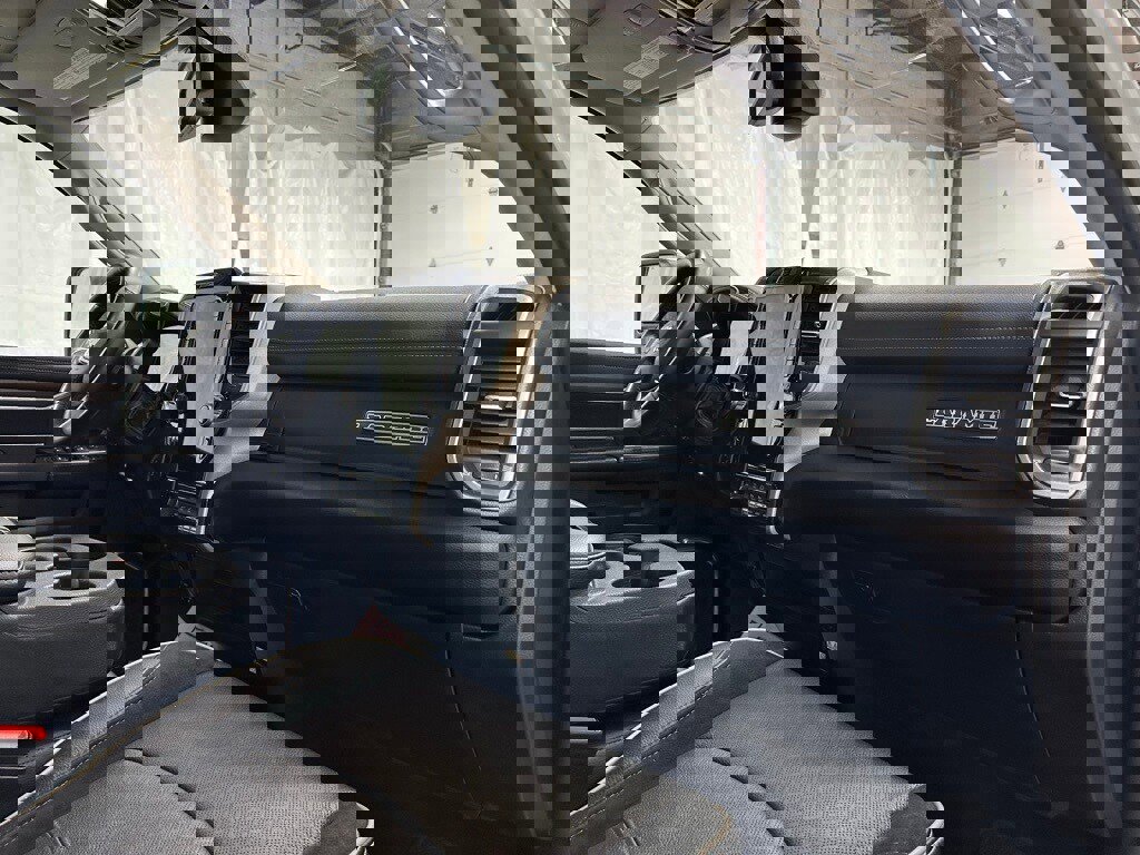 Used 2024 RAM 3500 Laramie image 60