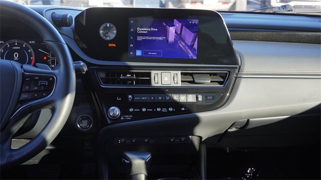 Used 2024 Lexus ES 250 w/ Premium Package image 16