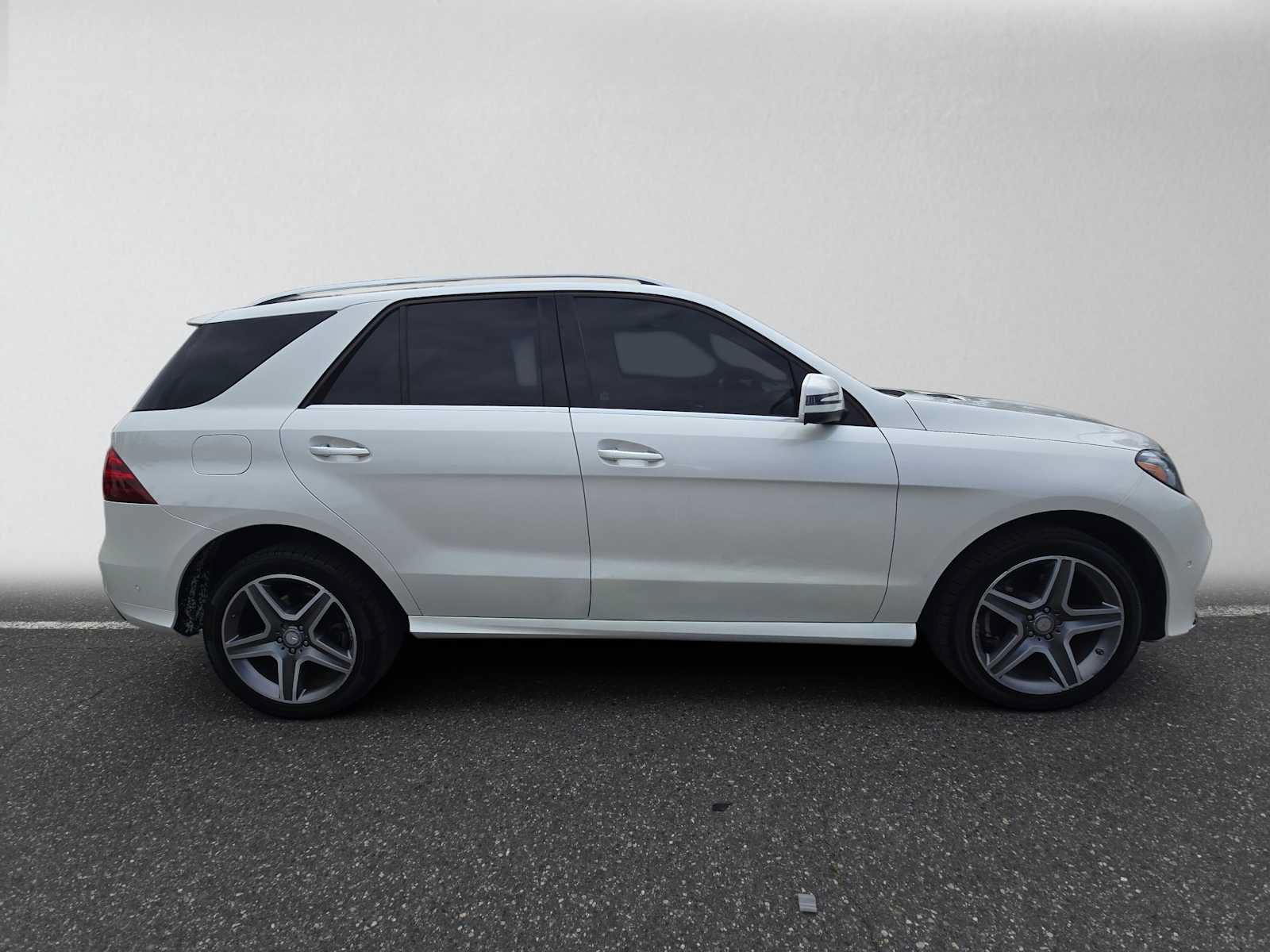 Used 2016 Mercedes-Benz GLE 350 4MATIC image 2
