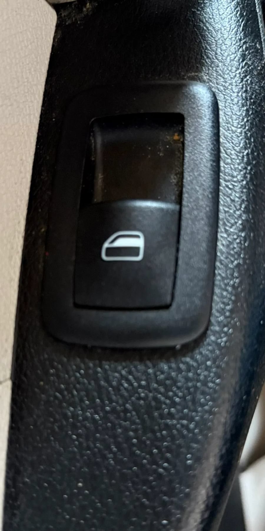 Used 2022 Chrysler Pacifica Touring-L FWD image 28