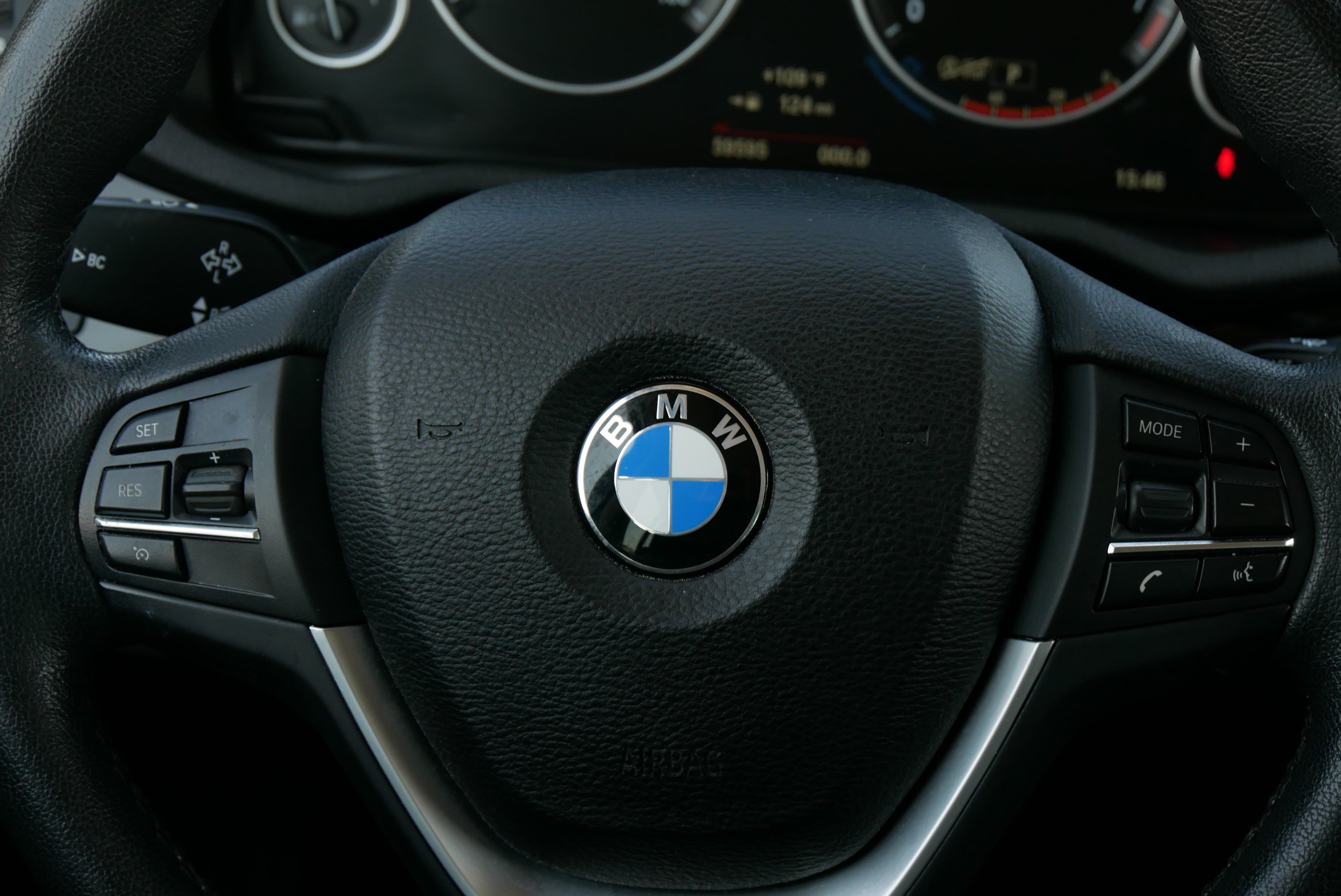 Used 2017 BMW X3 xDrive28i AWD/4WD image 29