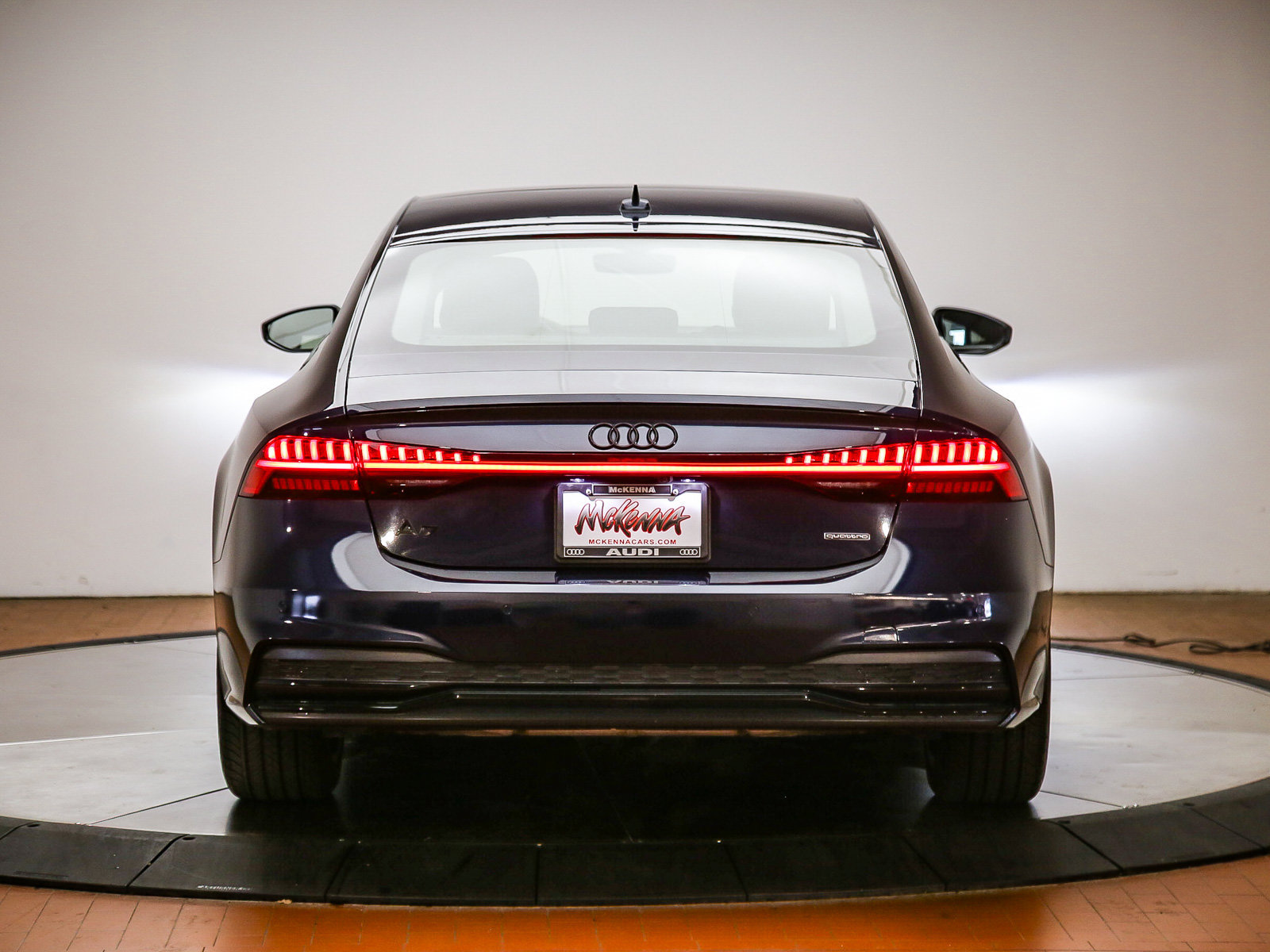 Used 2023 Audi A7 3.0T Prestige w/ Luxury Package AWD/4WD image 3