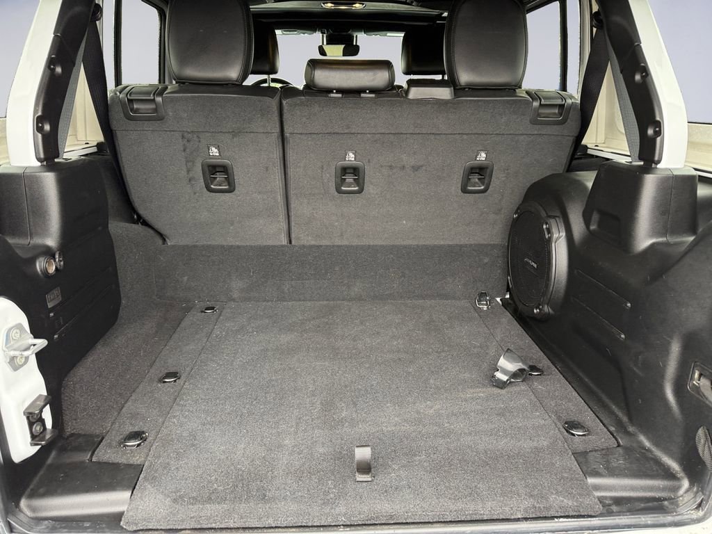 Used 2022 Jeep Wrangler Unlimited Rubicon 4xe w/ Cold Weather Group image 23