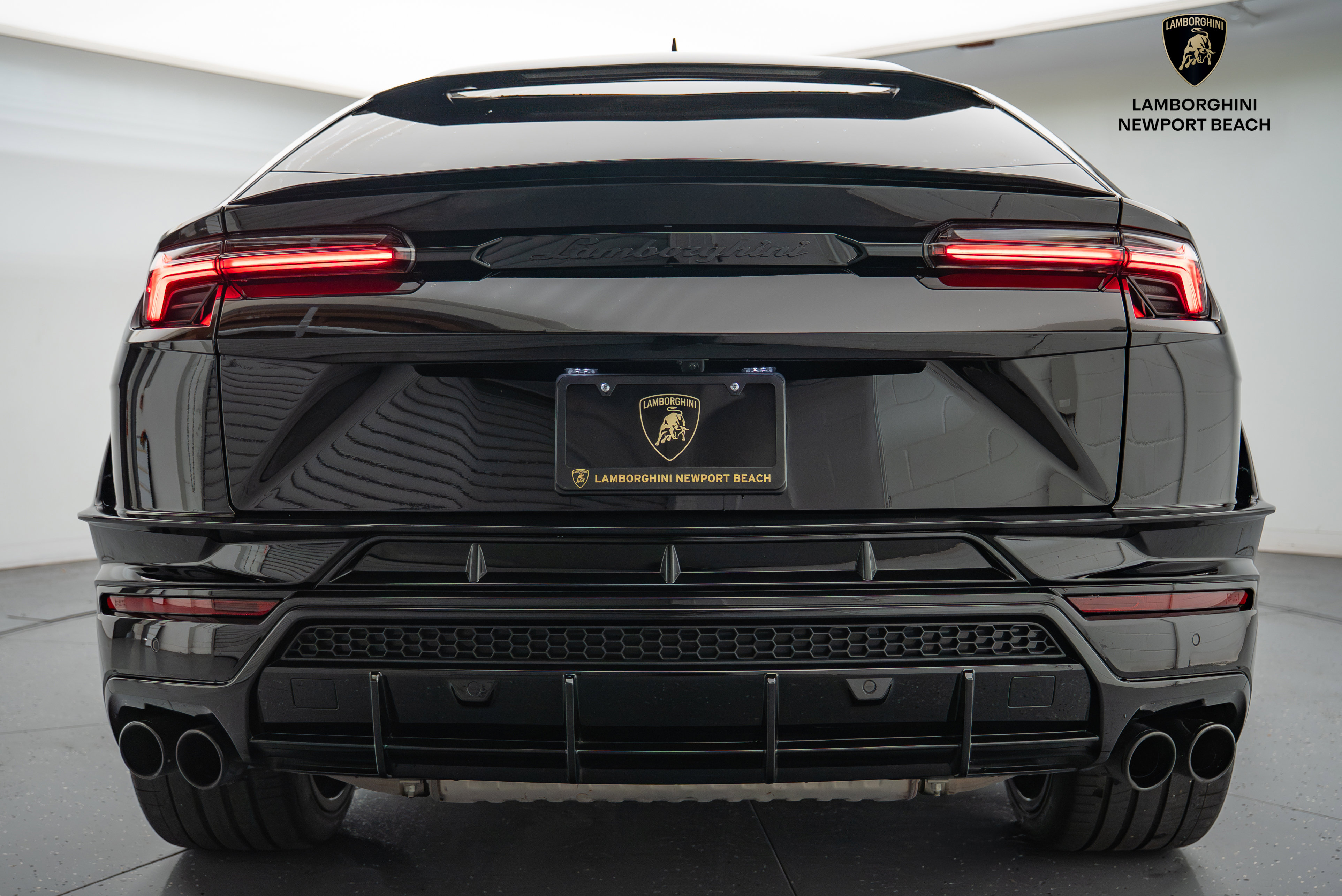 Used 2024 Lamborghini Urus S image 18
