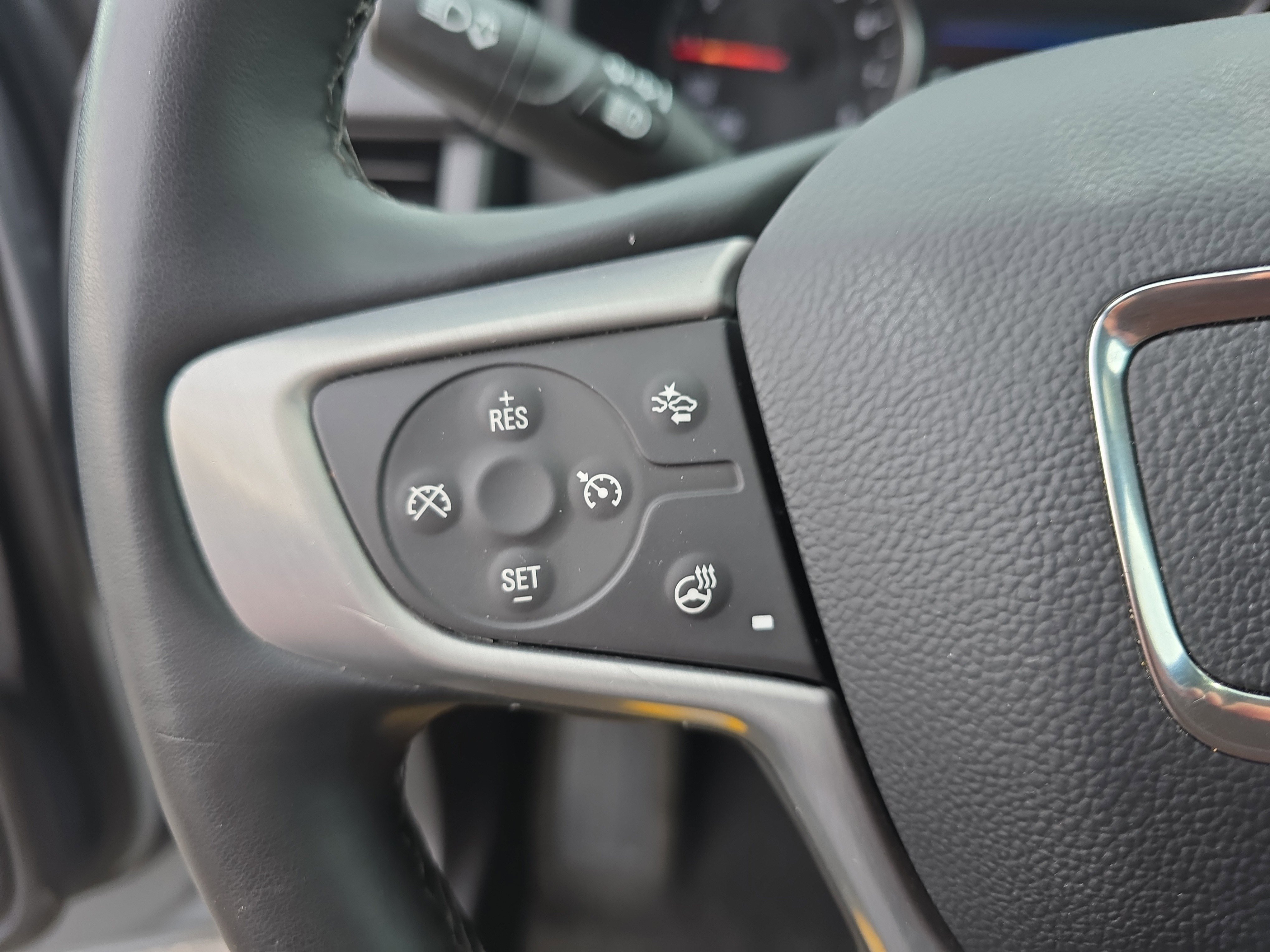 Used 2024 GMC Terrain SLT AWD/4WD image 25