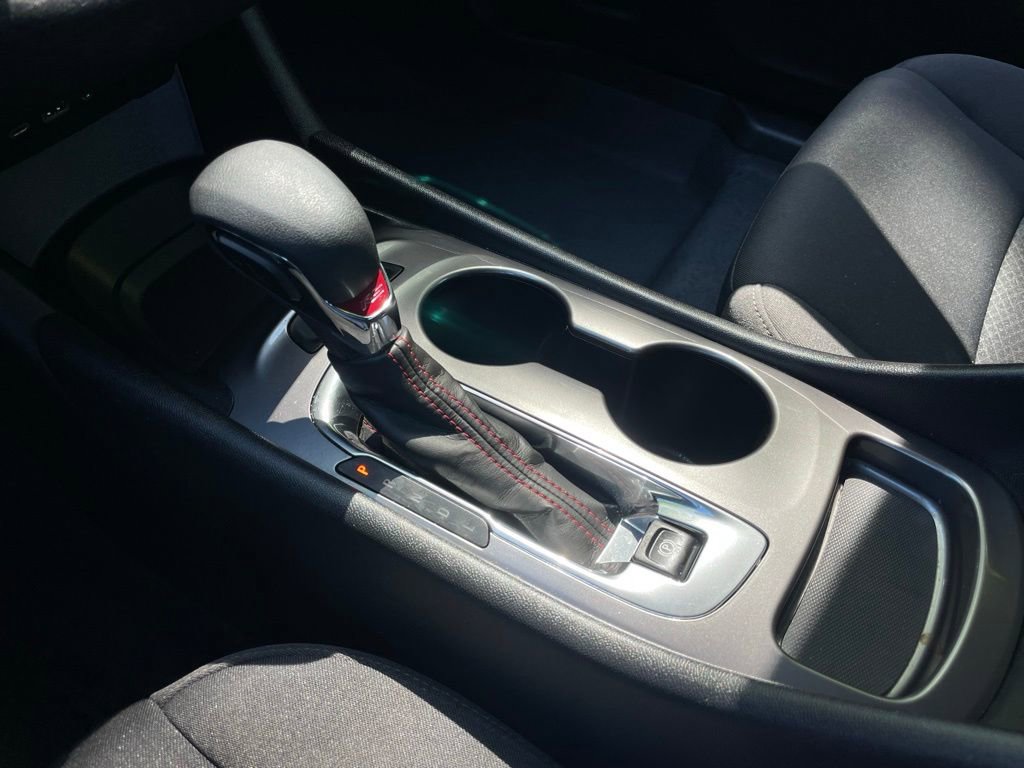 Used 2024 Chevrolet Malibu RS FWD image 18