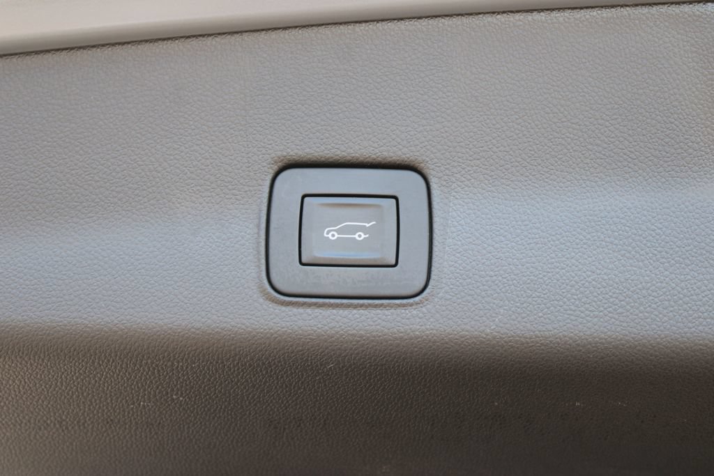 Used 2025 Chevrolet TrailBlazer LT w/ Convenience Package FWD image 18