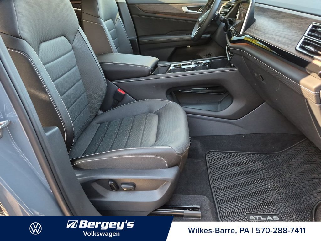 Certified 2026 Volkswagen Atlas SEL AWD/4WD image 36