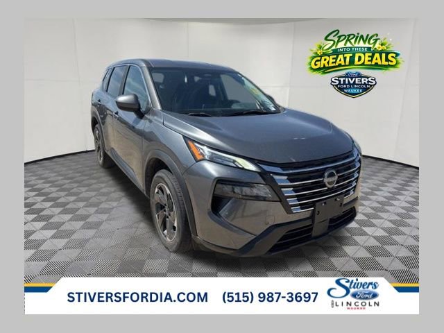 Used 2024 Nissan Rogue SV FWD image 1