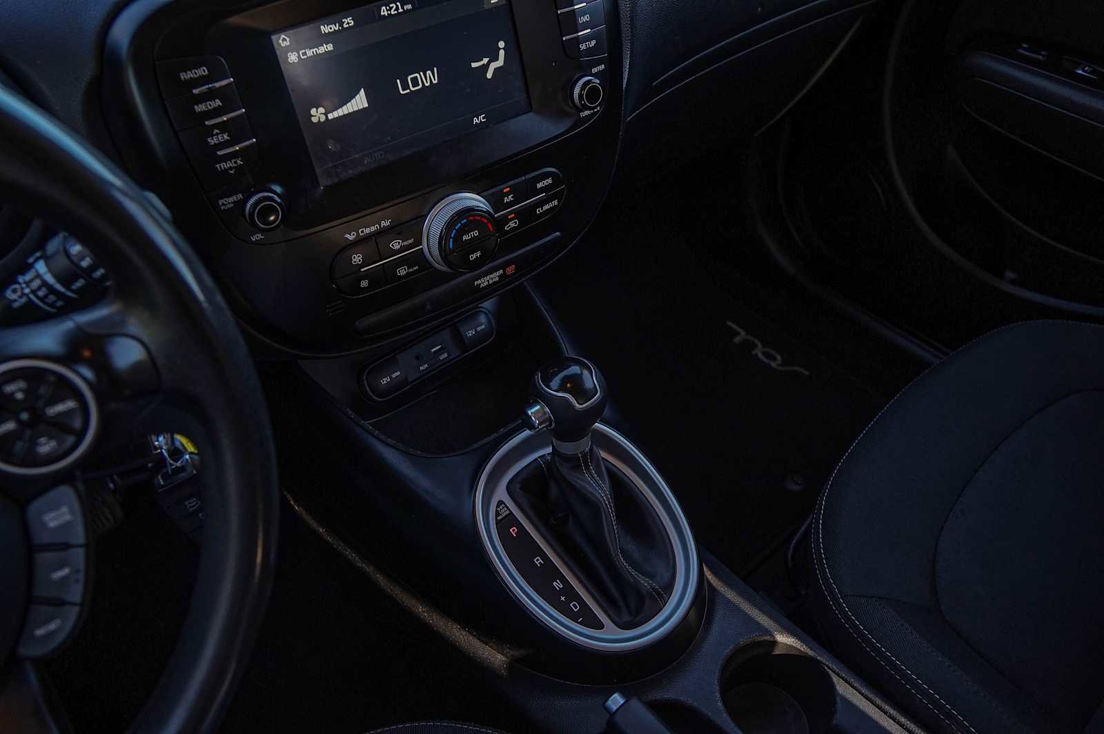 Used 2018 Kia Soul + image 18