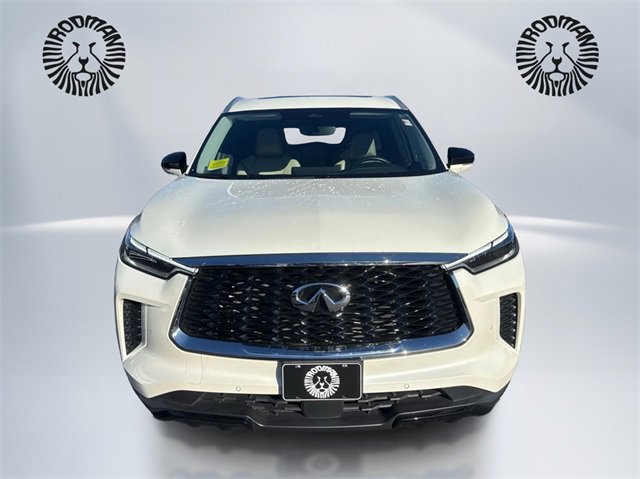 Used 2023 INFINITI QX60 Luxe image 2