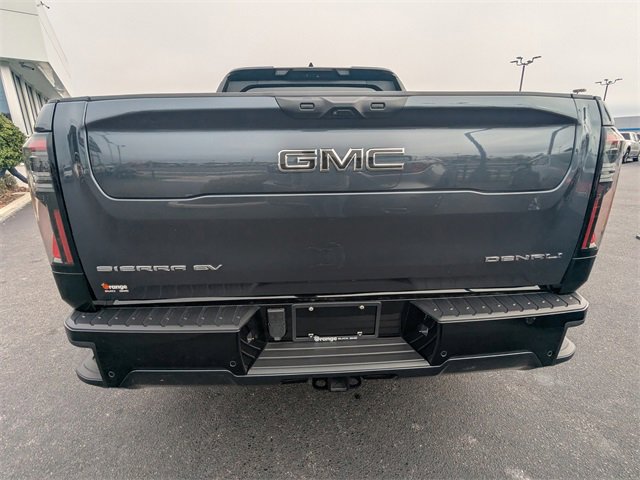 New 2025 GMC Sierra EV Denali image 5
