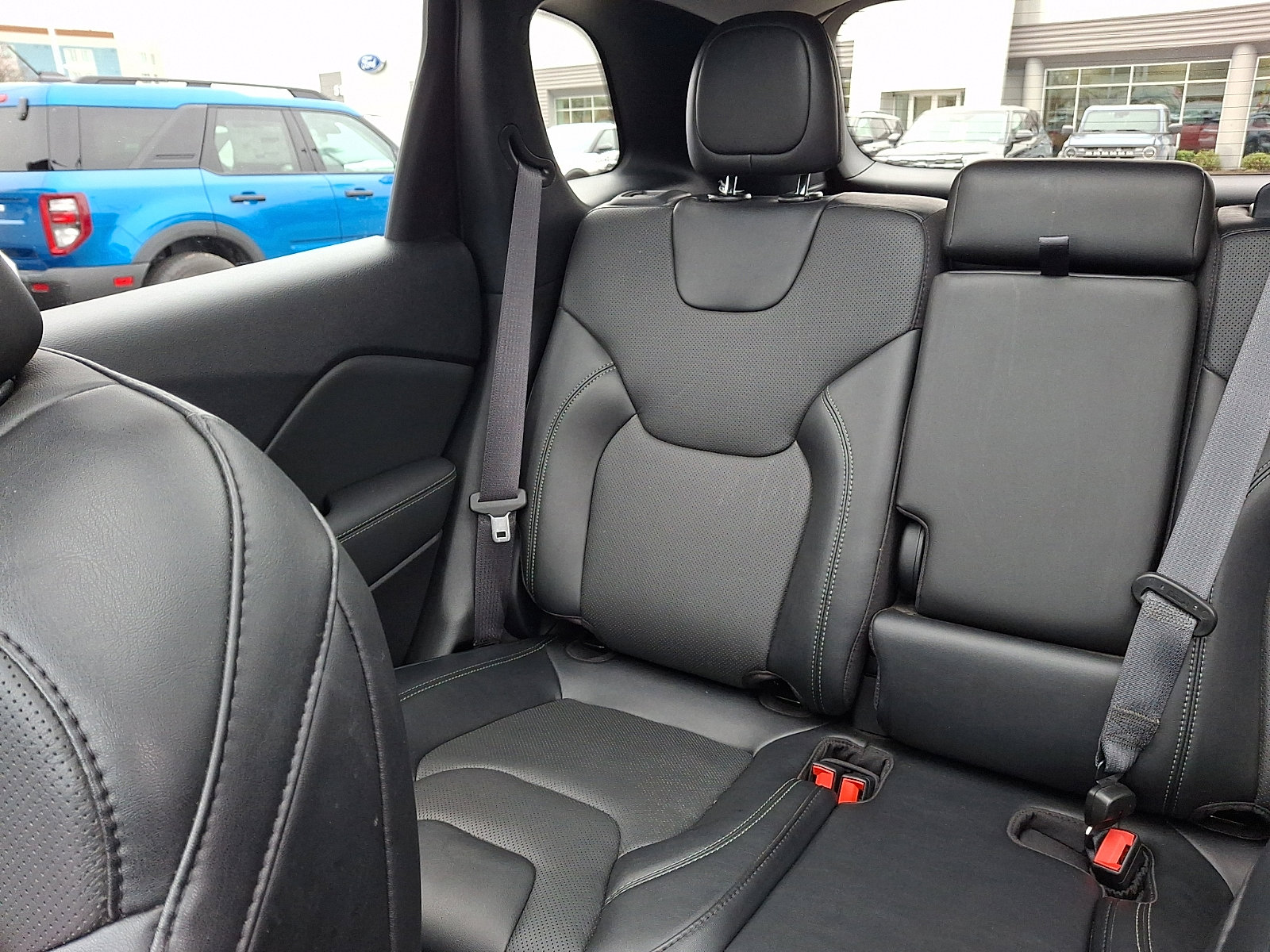 Used 2023 Jeep Cherokee Altitude Lux w/ Lux Elite Package image 16