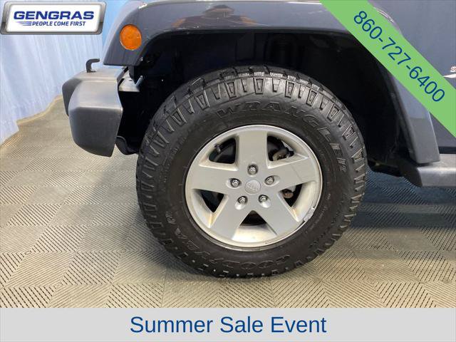 Certified 2017 Jeep Wrangler Unlimited Sahara w/ Connectivity Group AWD/4WD image 43