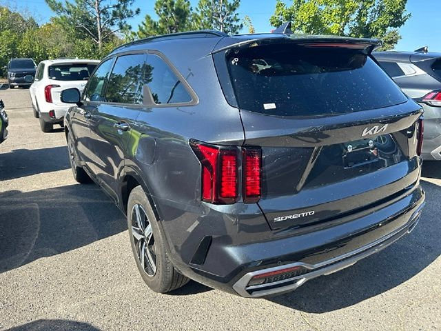 Certified 2023 Kia Sorento S w/ Panoramic Sunroof Package FWD image 8