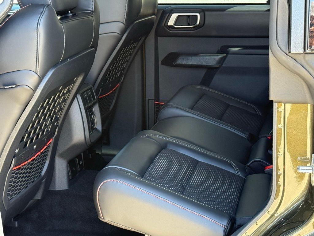 New 2026 Ford Bronco Raptor w/ Interior Carbon Fiber Pack AWD/4WD image 9