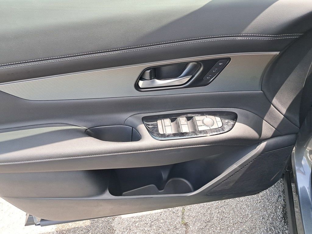 New 2025 Nissan Murano SL image 11