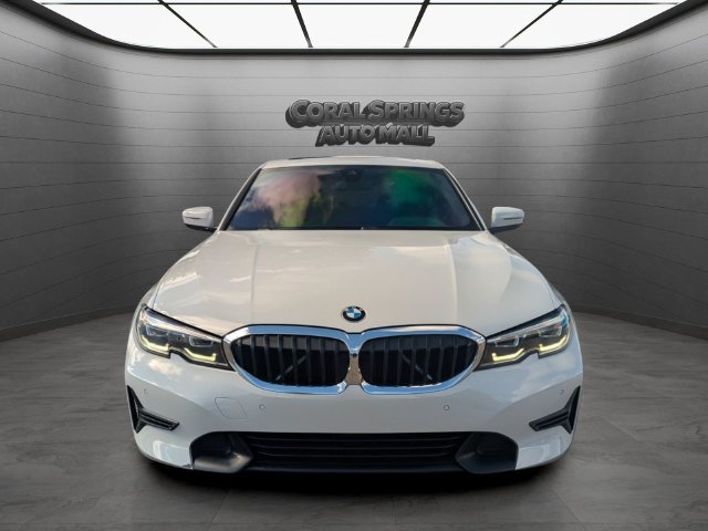 Used 2021 BMW 330i Sedan w/ Driving Assistance Package RWD image 2