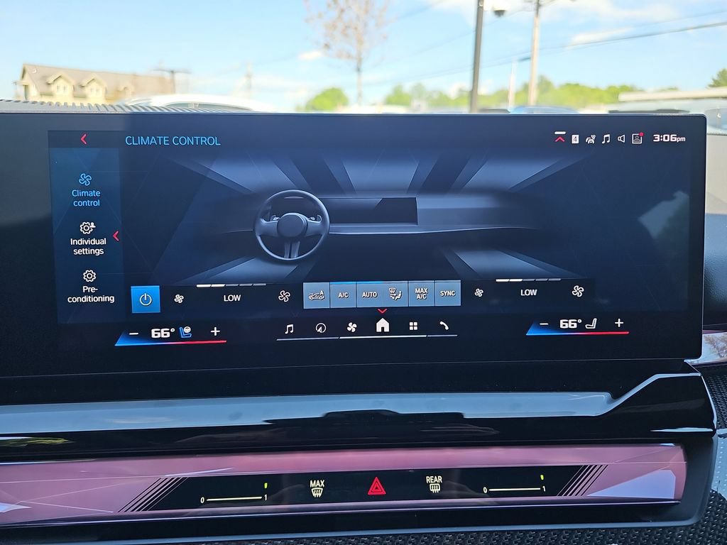 New 2026 BMW M5 Touring AWD/4WD image 14