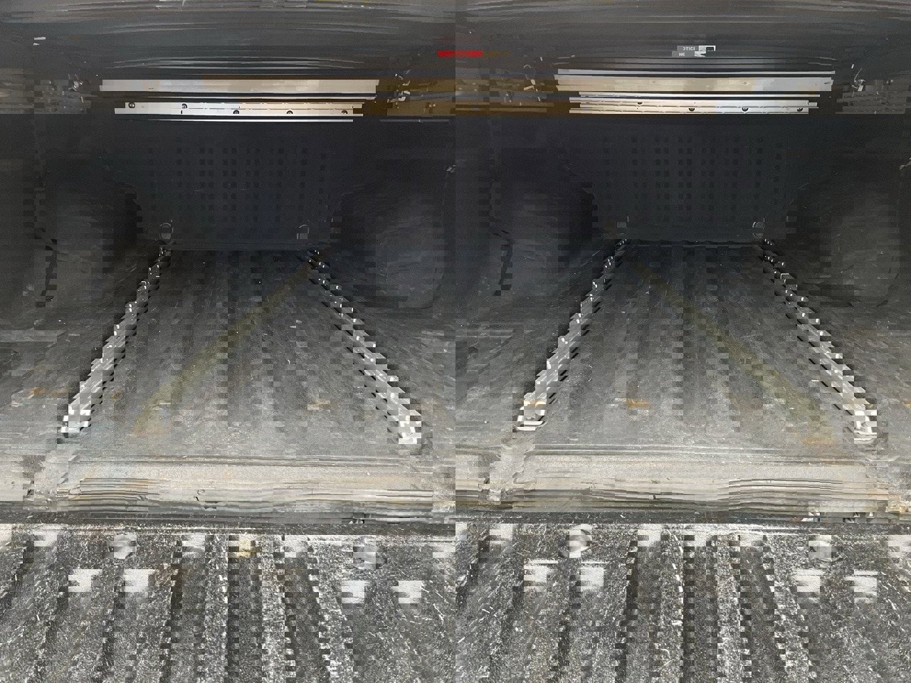 Used 2016 Nissan Frontier PRO-4X w/ Pro-4x Luxury Package image 16