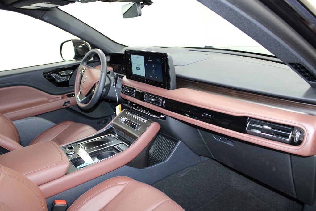 New 2026 Lincoln Aviator Reserve image 30