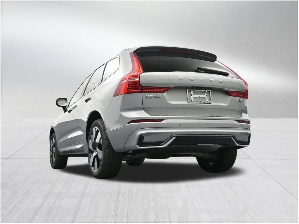 New 2025 Volvo XC60 T8 Plus w/ Protection Package Premier AWD/4WD image 24